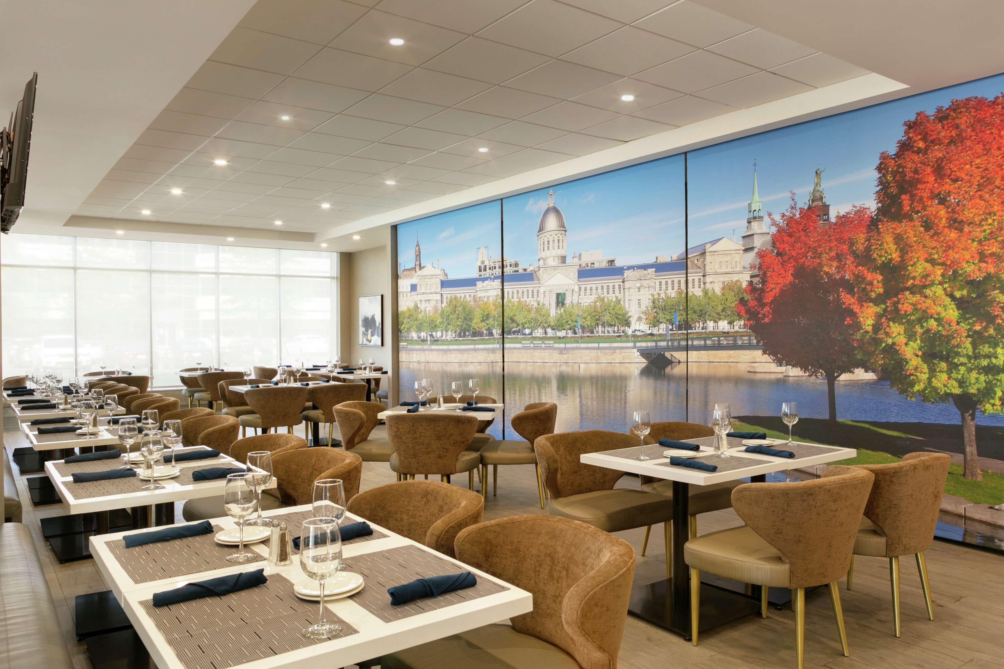 Embassy Suites By Hilton Montreal Airport Pointe-Claire Exterior foto