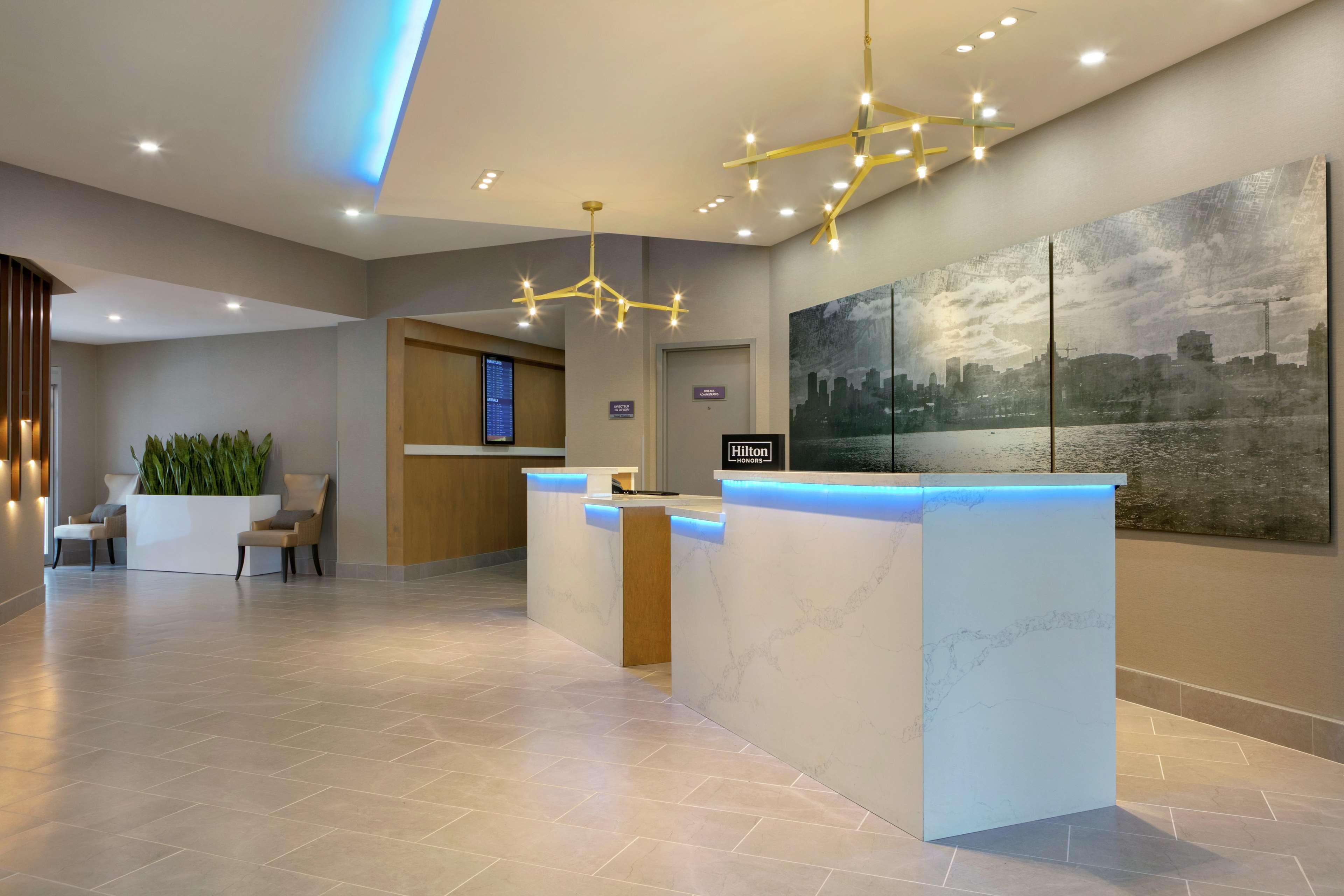 Embassy Suites By Hilton Montreal Airport Pointe-Claire Exterior foto
